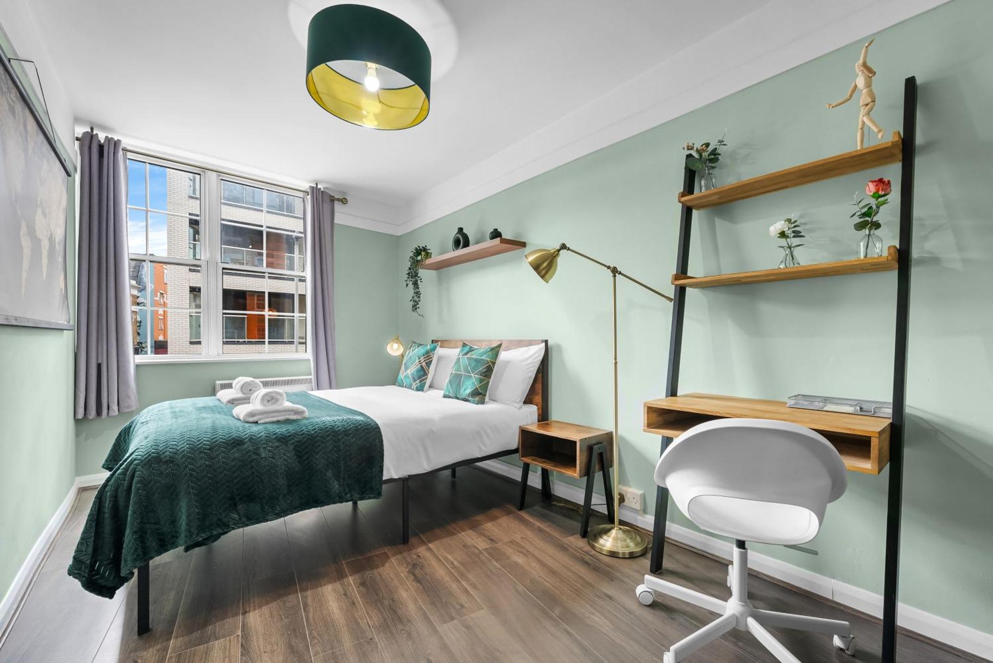 Chic 2 Bedroom Apartment Near Liverpool Street By Gold Stays 伦敦 外观 照片