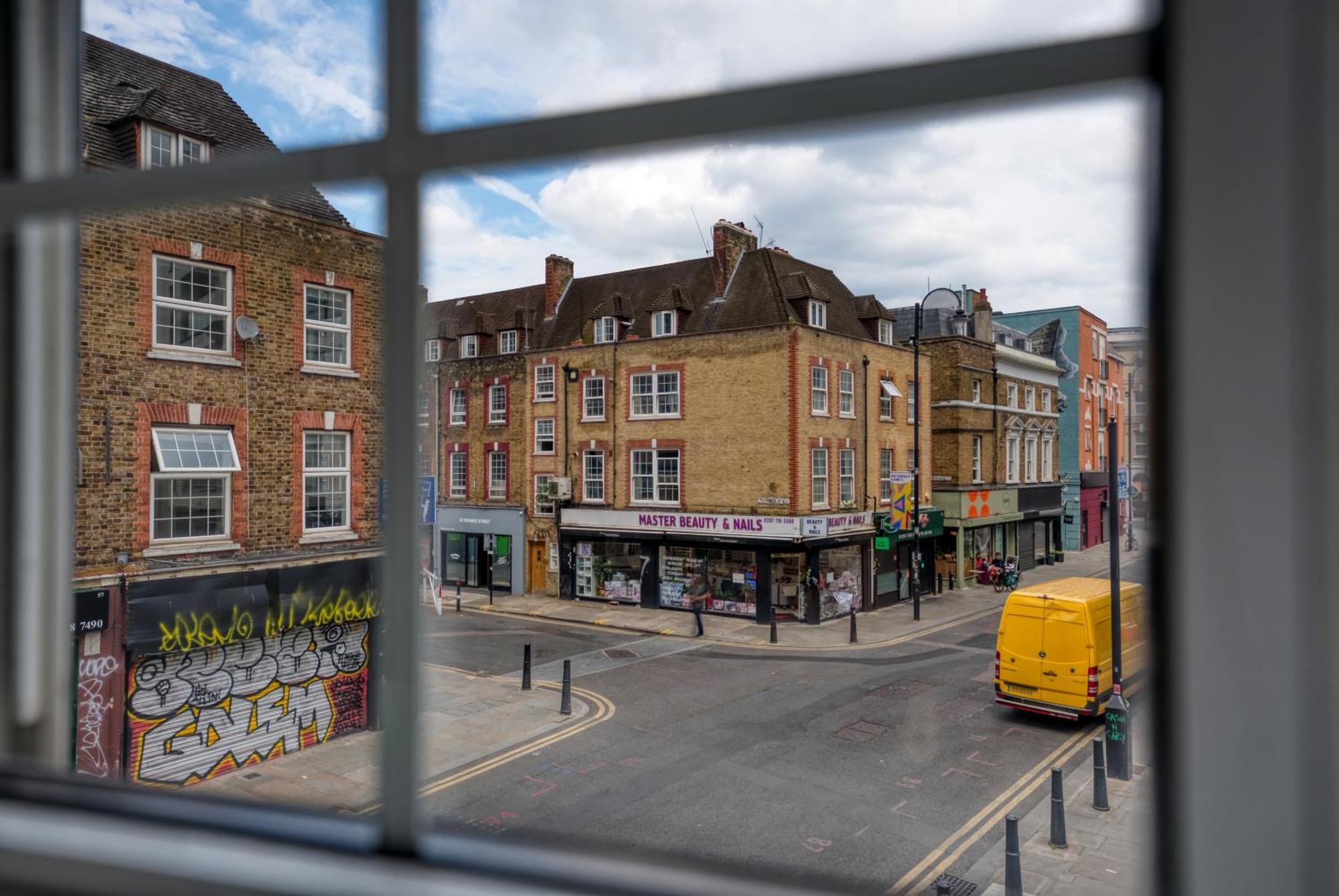 Chic 2 Bedroom Apartment Near Liverpool Street By Gold Stays 伦敦 外观 照片
