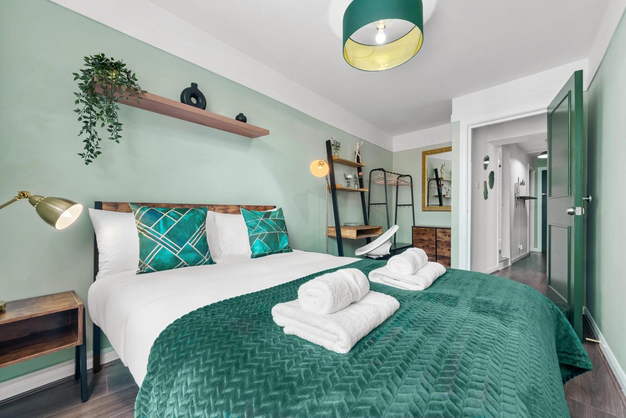 Chic 2 Bedroom Apartment Near Liverpool Street By Gold Stays 伦敦 外观 照片