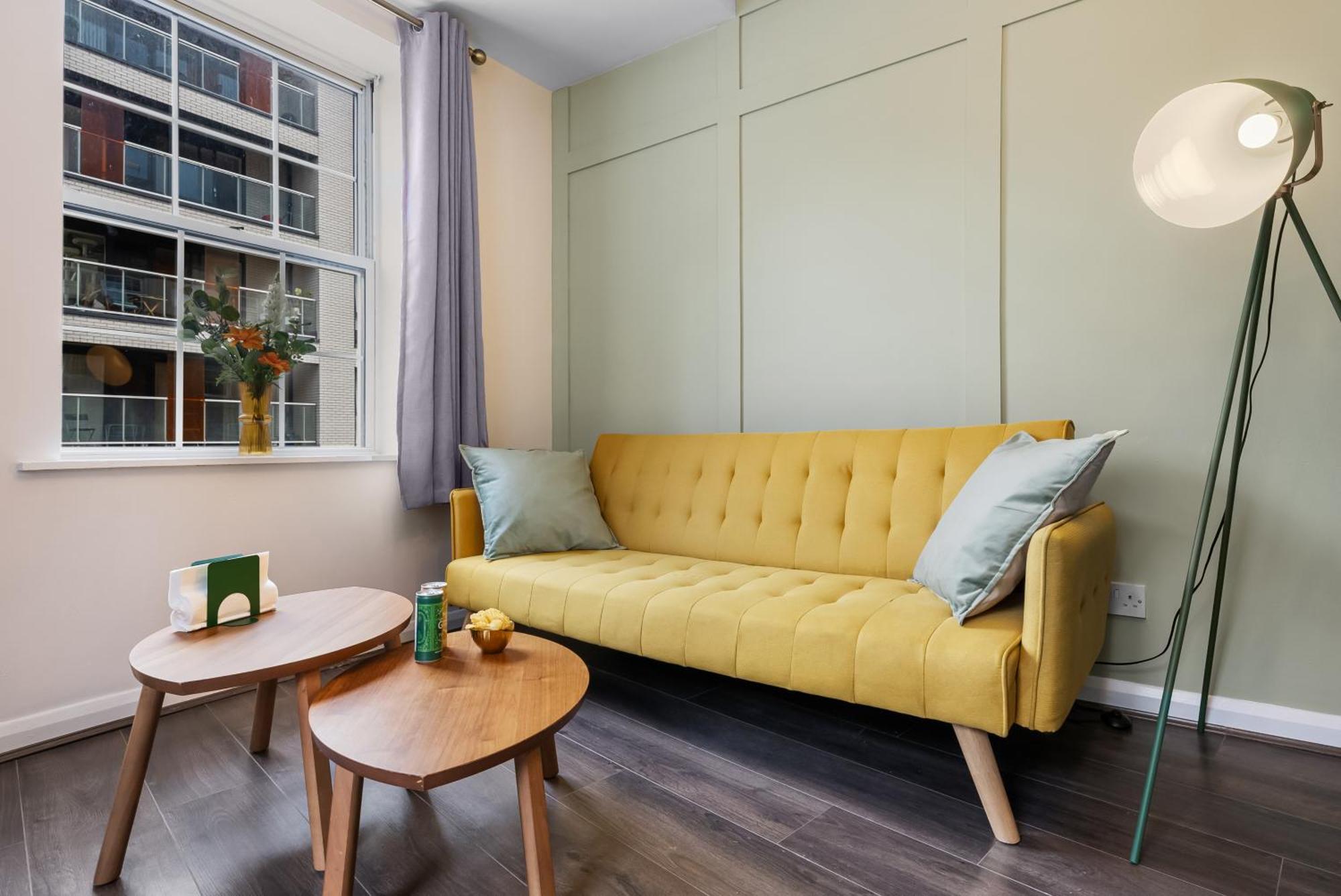 Chic 2 Bedroom Apartment Near Liverpool Street By Gold Stays 伦敦 外观 照片